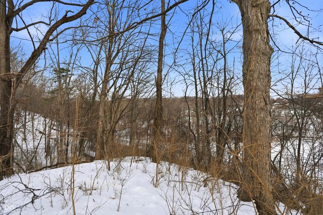 8602 Frontgate Lane, Indianapolis, IN 46256