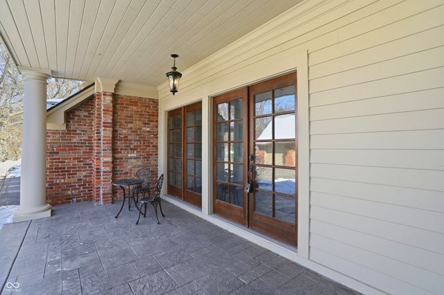 8602 Frontgate Lane, Indianapolis, IN 46256