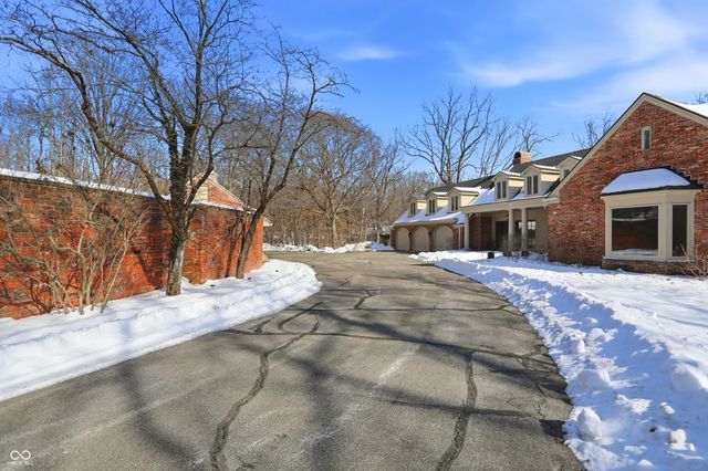 8602 Frontgate Lane, Indianapolis, IN 46256