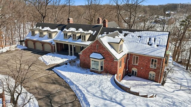 8602 Frontgate Lane, Indianapolis, IN 46256