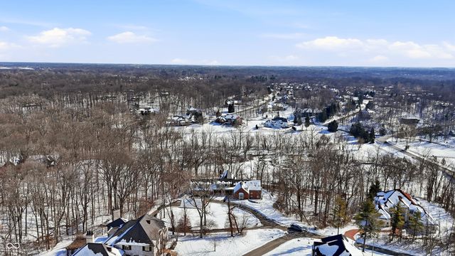 8602 Frontgate Lane, Indianapolis, IN 46256