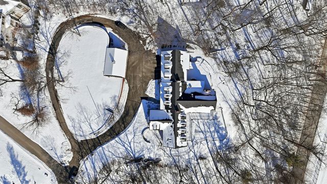 8602 Frontgate Lane, Indianapolis, IN 46256