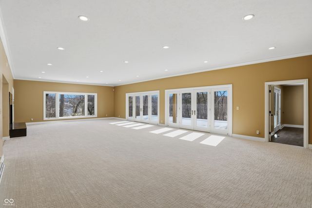 8602 Frontgate Lane, Indianapolis, IN 46256