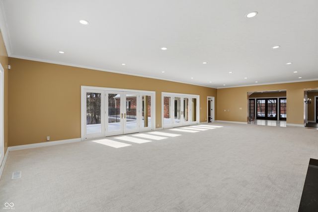 8602 Frontgate Lane, Indianapolis, IN 46256