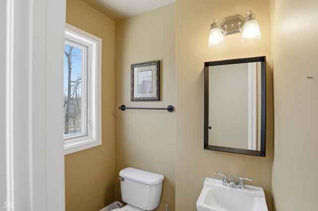 8602 Frontgate Lane, Indianapolis, IN 46256