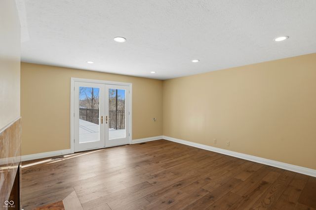 8602 Frontgate Lane, Indianapolis, IN 46256