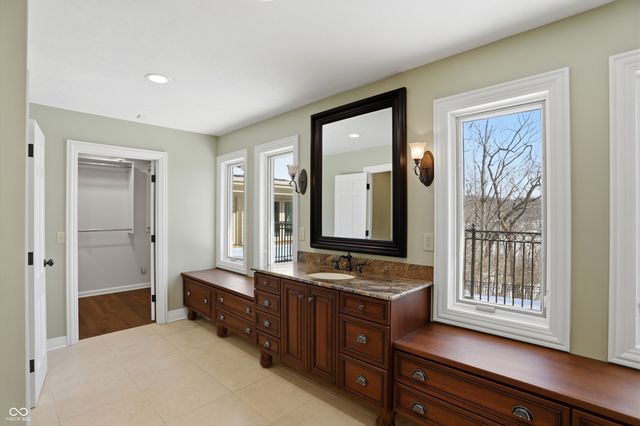 8602 Frontgate Lane, Indianapolis, IN 46256