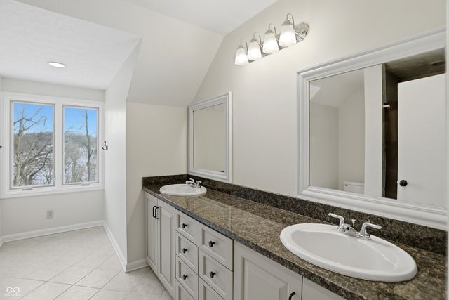 8602 Frontgate Lane, Indianapolis, IN 46256