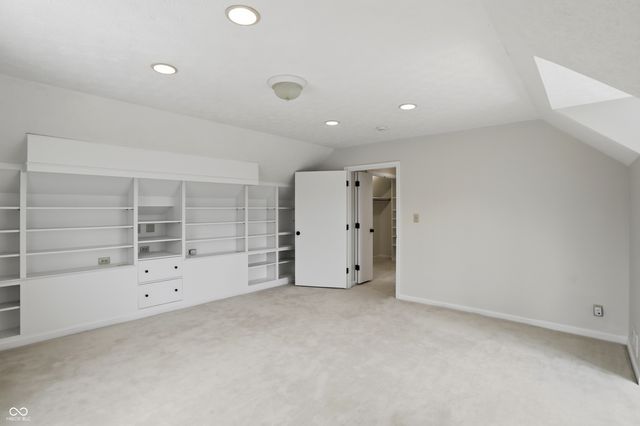 8602 Frontgate Lane, Indianapolis, IN 46256