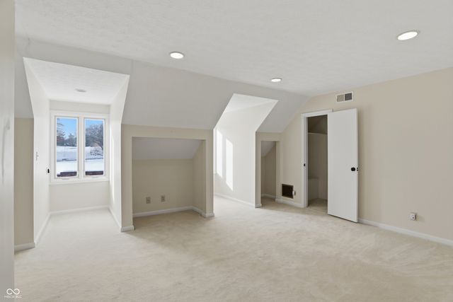 8602 Frontgate Lane, Indianapolis, IN 46256