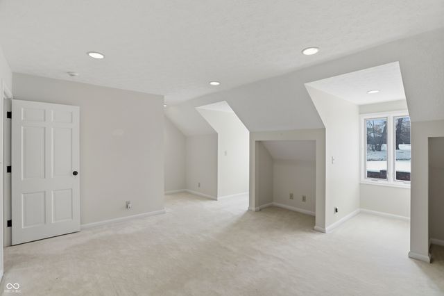 8602 Frontgate Lane, Indianapolis, IN 46256