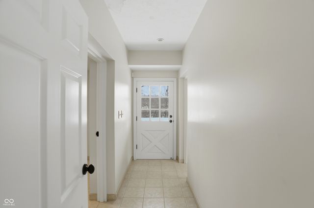 8602 Frontgate Lane, Indianapolis, IN 46256