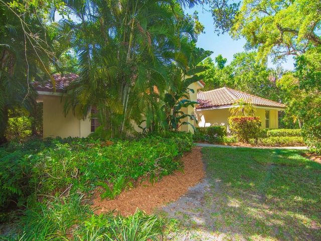 60 La Costa Court, Indian River Shores, FL 32963