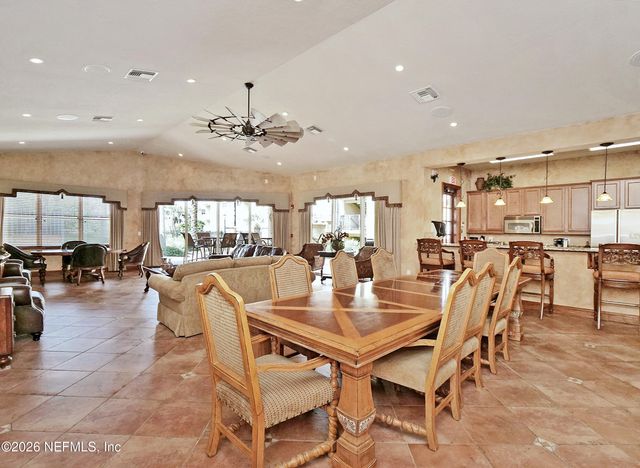 204 LAGUNA VILLAS Boulevard A11, Jacksonville Beach, FL 32250