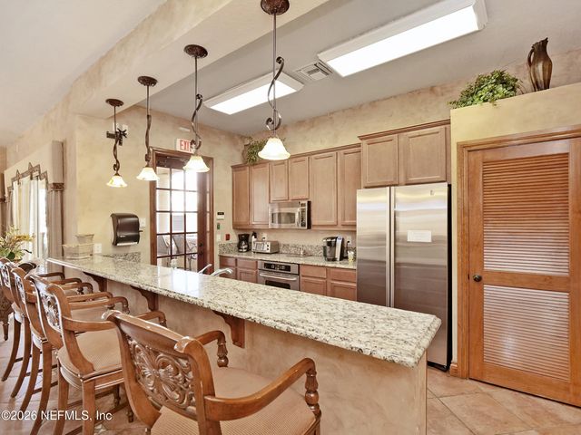 204 LAGUNA VILLAS Boulevard A11, Jacksonville Beach, FL 32250