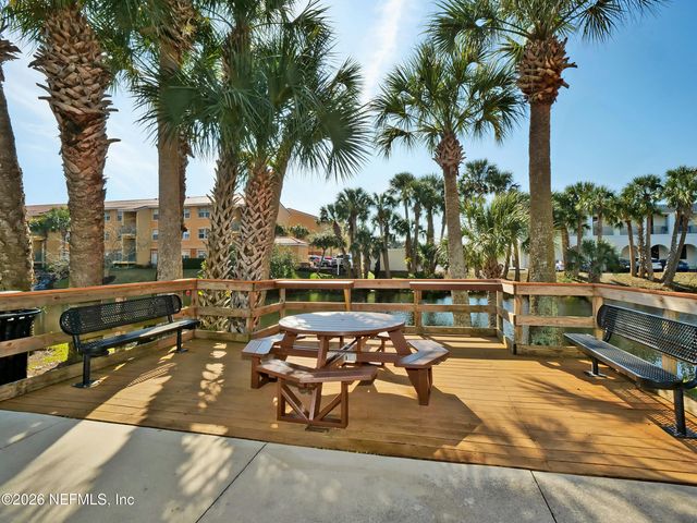 204 LAGUNA VILLAS Boulevard A11, Jacksonville Beach, FL 32250