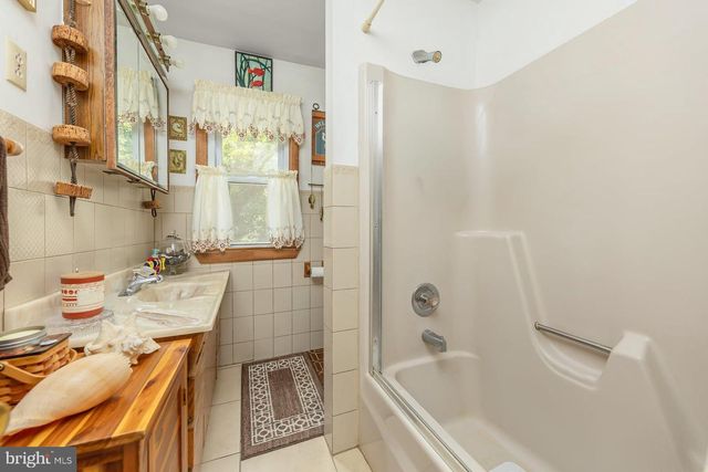 432 MULLICA HILL RD, Mullica Hill, NJ 08062