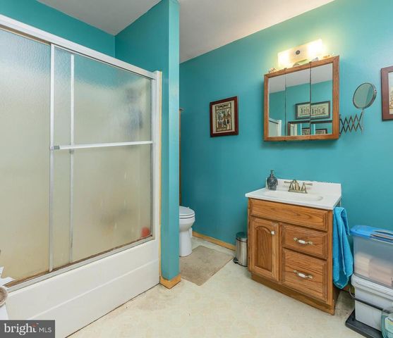 432 MULLICA HILL RD, Mullica Hill, NJ 08062