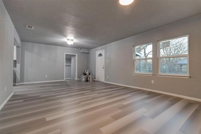 702 N Virginia, Terrell, TX 75160