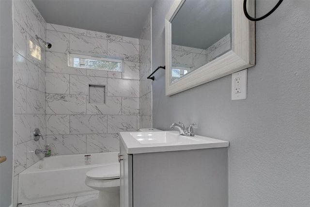 702 N Virginia, Terrell, TX 75160