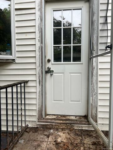 36 Salisbury Avenue, Garden City, NY 11530