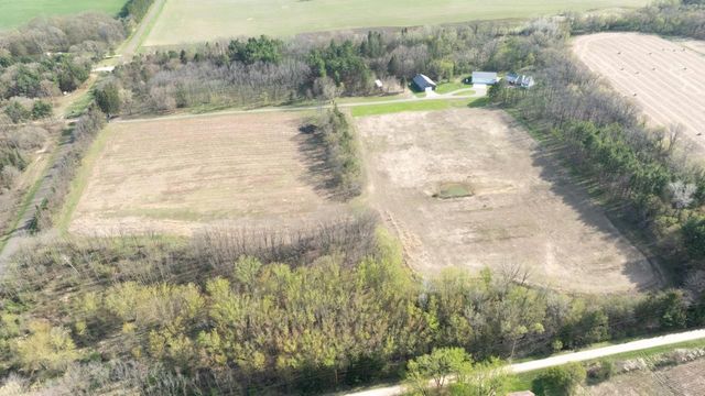 N4227 Christopher Road, Rio, WI 53960