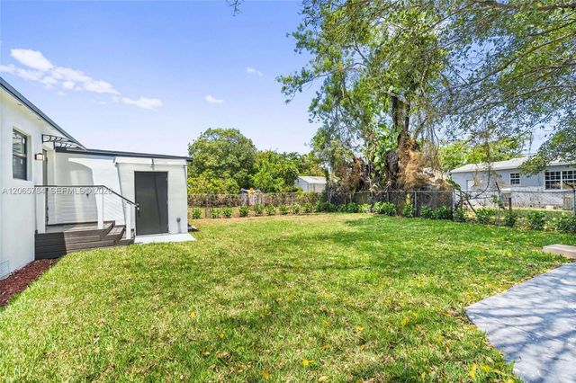 1121 NW 57th Street, Miami, FL 33127