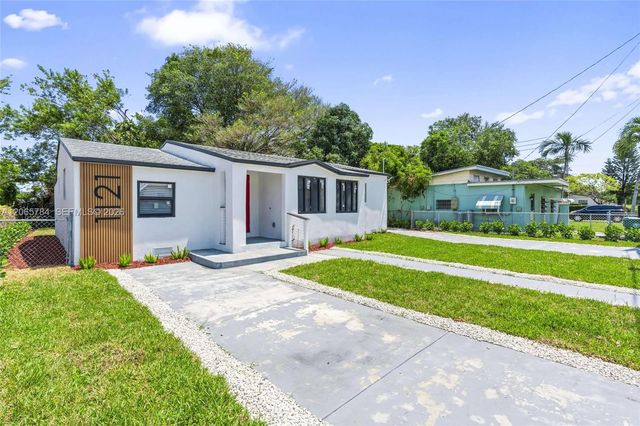 1121 NW 57th Street, Miami, FL 33127