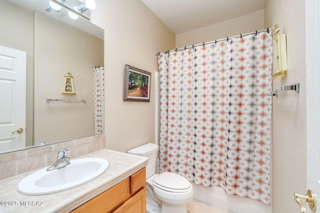 1224 N Laramie Lane, Green Valley, AZ 85614