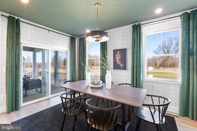 2214 KAREN TER, Fredericksburg, VA 22405