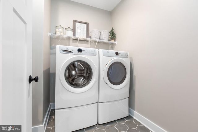 2214 KAREN TER, Fredericksburg, VA 22405