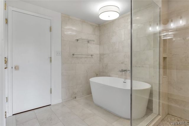 40 Waterfront Circle 306, Buffalo, NY 14202