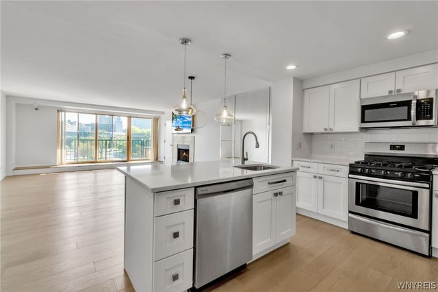 40 Waterfront Circle 306, Buffalo, NY 14202