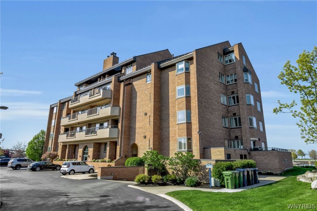 40 Waterfront Circle 306, Buffalo, NY 14202