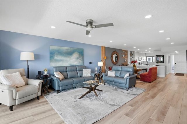363 PINELLAS BAYWAY S 29, Tierra Verde, FL 33715