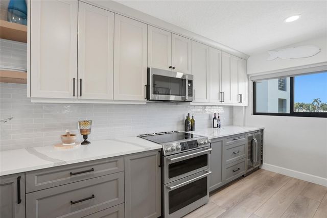363 PINELLAS BAYWAY S 29, Tierra Verde, FL 33715