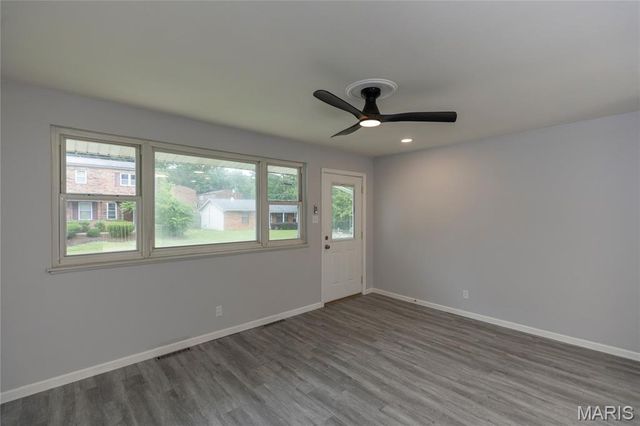2266 Starling Airport Road, Arnold, MO 63010