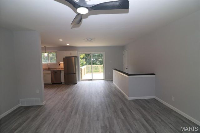 2266 Starling Airport Road, Arnold, MO 63010