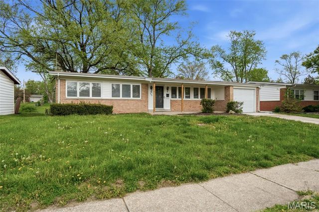 3145 Parker Road, Florissant, MO 63033