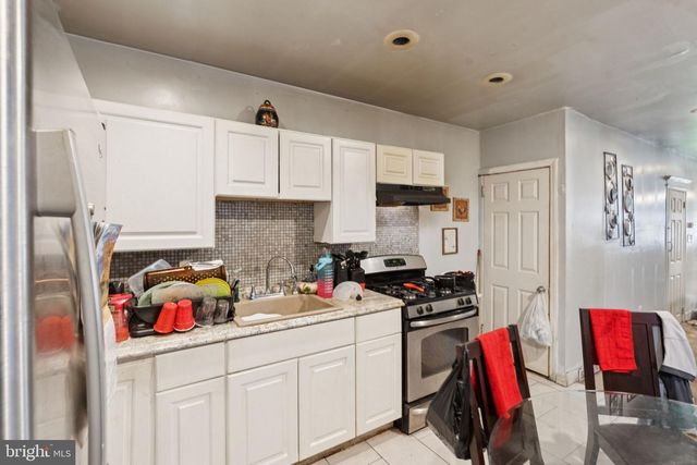 1143 WHITMAN AVE, Camden, NJ 08104