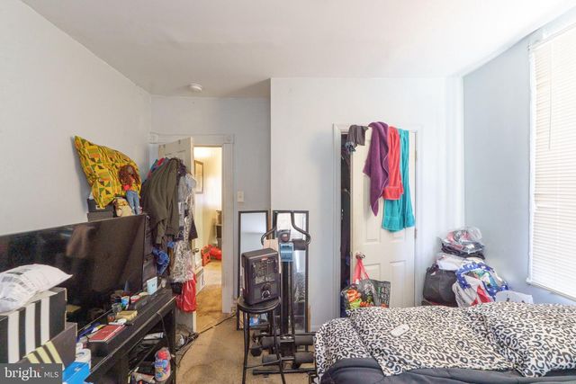 1143 WHITMAN AVE, Camden, NJ 08104