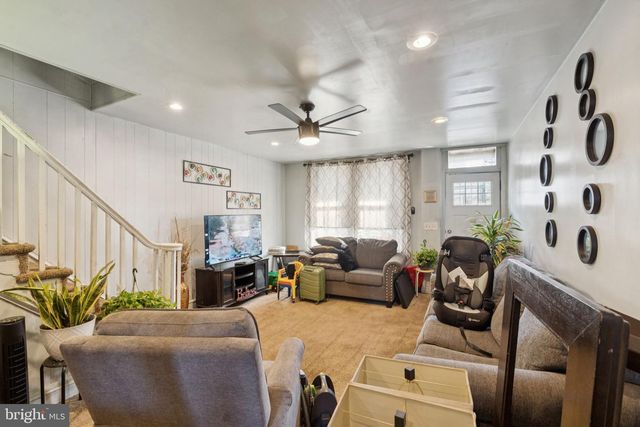 1143 WHITMAN AVE, Camden, NJ 08104