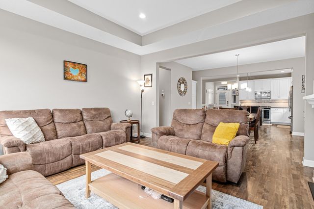 18219 July Court, Lakeville, MN 55044
