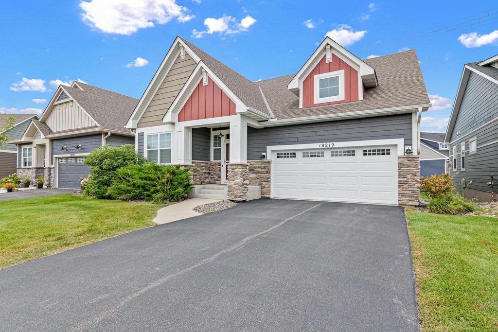 18219 July Court, Lakeville, MN 55044
