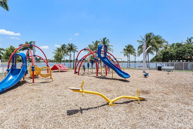 18900 SW 32nd Ct, Miramar, FL 33029