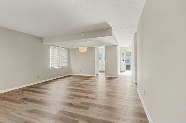 34 Summercreek Drive, Spartanburg, SC 29307