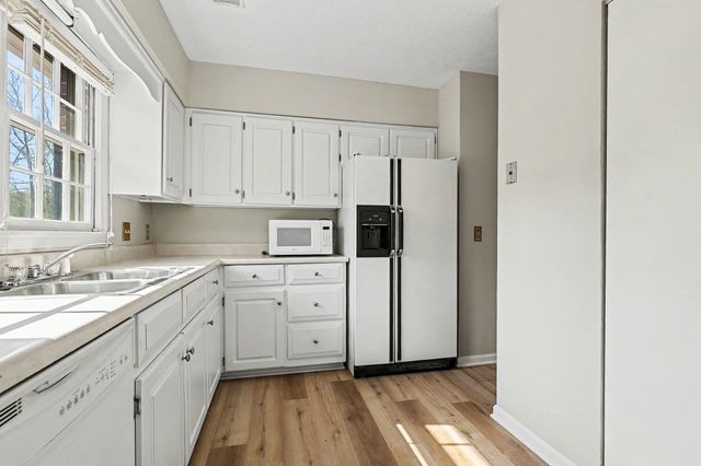 34 Summercreek Drive, Spartanburg, SC 29307