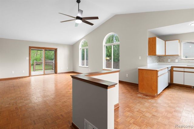 3195 Sandpoint Drive, Brighton, MI 48114