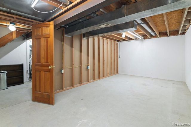 3195 Sandpoint Drive, Brighton, MI 48114