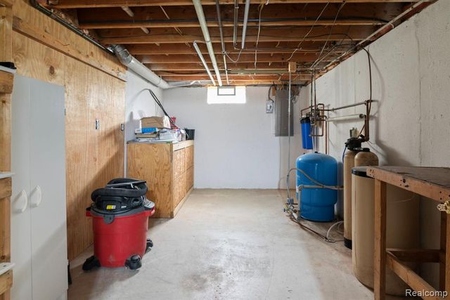 3195 Sandpoint Drive, Brighton, MI 48114